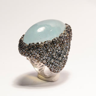 Cocktailring med Akvamarin och Safirer