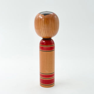 Dentō Kokeshi, Röd/Svart 18cm