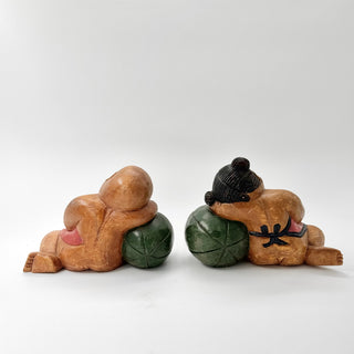 Figuriner Sovande Barn Handsnidade