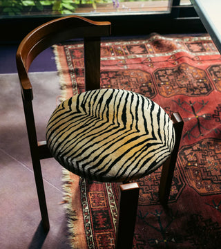 Chair Laura, Tiger Velvet & Wood