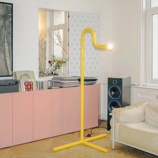 Golvlampa La Uno Gialla