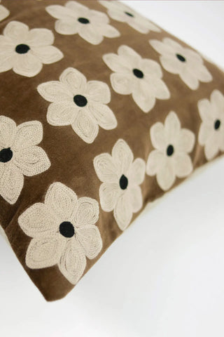 Kudde Daisy Brun 40x60