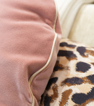 Cushion Bomboloni Powder Pink Velvet