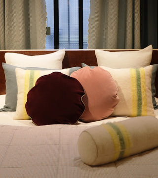 Pillow Bomboloni Wine Red Velvet